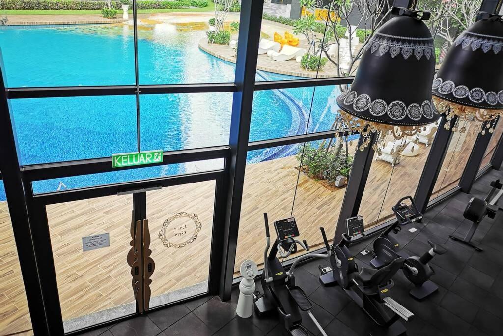 Happyhome @ Arte Mont Kiara Kuala Lumpur Hartamas Damansara المظهر الخارجي الصورة